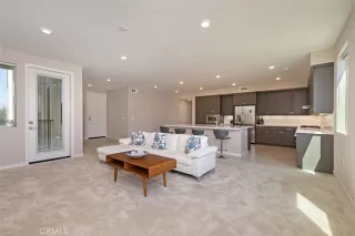 Photo #6: OC23188551 Listing