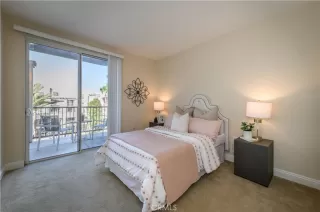 Photo #3: OC23188992 Listing 