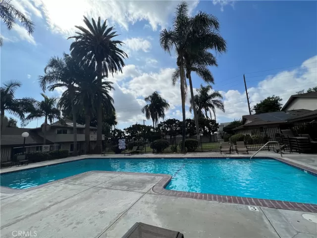 MLS: OC23189057 Condo For Sale