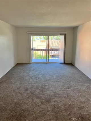 Photo #5: OC23189106 Listing 