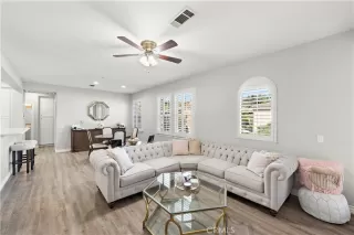 Photo #2: OC23189196 Listing 