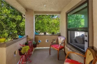 Photo #2: OC23189197 Listing