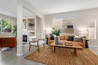 Photo #5: OC23189703 Listing 