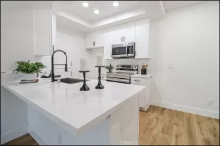 Photo #1: OC23189837 Listing 