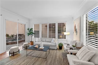 Photo #4: OC23190071 Listing 