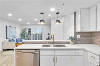 Photo #1: OC23190073 Listing 