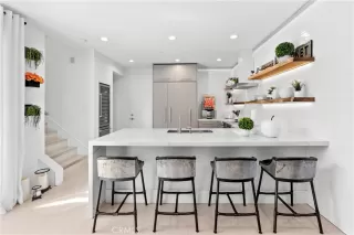 Photo #3: OC23190262 Listing 