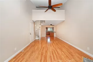 Photo #3: OC23190380 Listing 