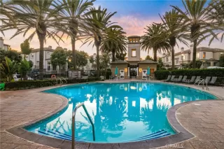 Photo #2: OC23190885 Listing