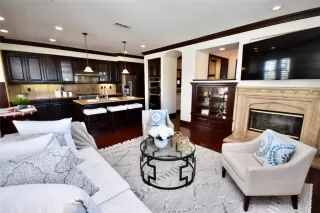 Photo #5: OC23190989 Listing 