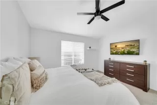 Photo #5: OC23191056 Listing 