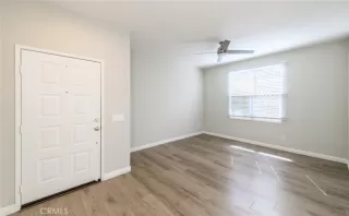 Photo #4: OC23191078 Listing 