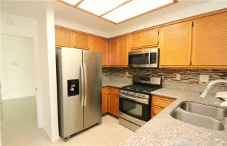 Photo #2: OC23191246 Listing 