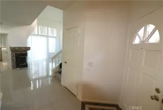 Photo #4: OC23191246 Listing 