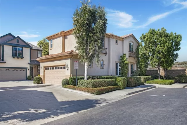 MLS: OC23192007 Condo For Sale