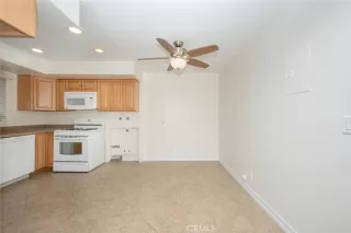 Photo #3: OC23192077 Listing 