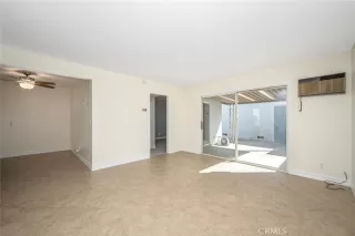 Photo #6: OC23192077 Listing 