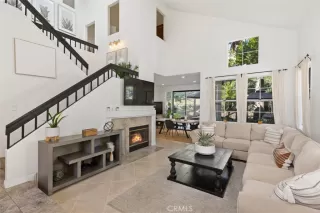 Photo #1: OC23192235 Listing 