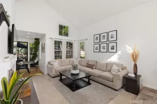 Photo #2: OC23192235 Listing 