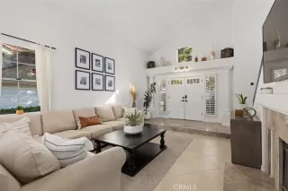 Photo #3: OC23192235 Listing 