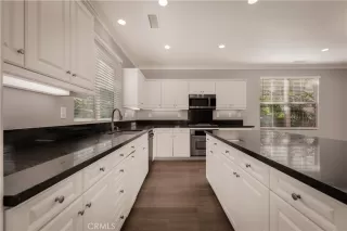 Photo #3: OC23192256 Listing 