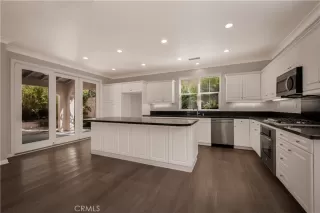 Photo #4: OC23192256 Listing 