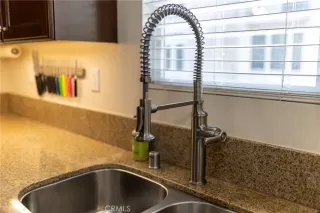 Photo #6: OC23192446 Listing