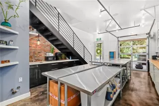 Photo #1: OC23192518 Listing 