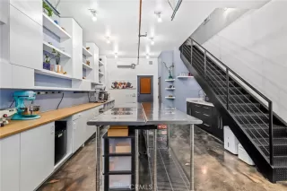 Photo #4: OC23192518 Listing 