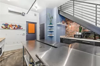 Photo #5: OC23192518 Listing 