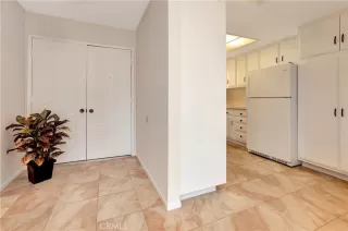 Photo #5: OC23192522 Listing