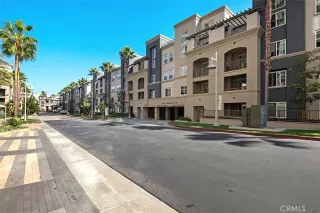 Photo #1: OC23192530 Listing 