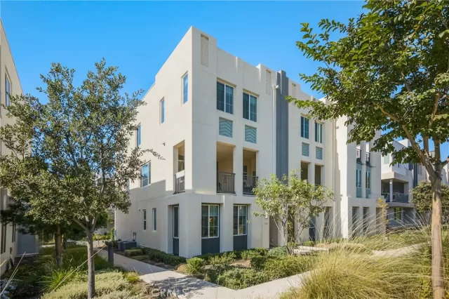 MLS: OC23192830 Condo For Sale