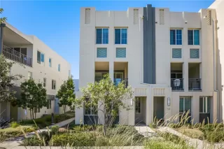 Photo #1: OC23192830 Listing