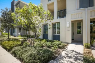 Photo #2: OC23192830 Listing