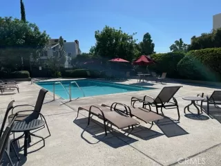 Photo #2: OC23193436 Listing 