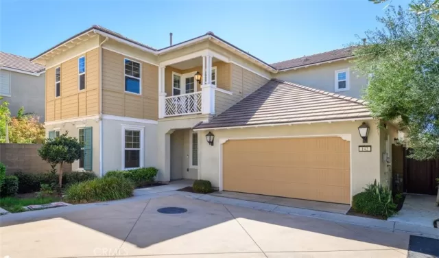 MLS: OC23193736 Condo For Sale