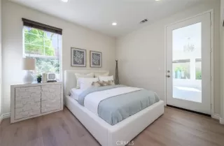 Photo #4: OC23193736 Listing 