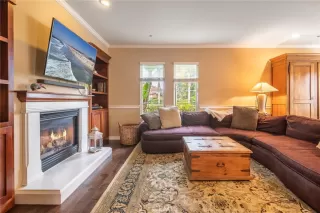 Photo #5: OC23193768 Listing 