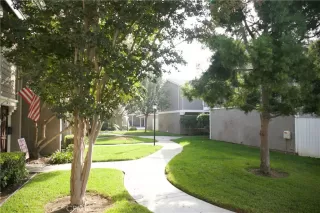 Photo #3: OC23193889 Listing 