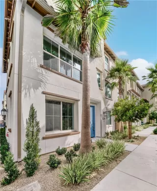 Photo #1: OC23193966 Listing 