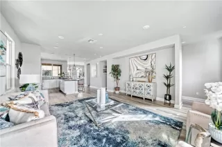 Photo #5: OC23193966 Listing 