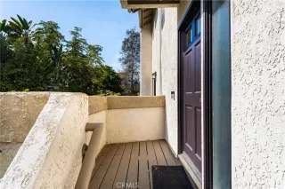 Photo #4: OC23194083 Listing 