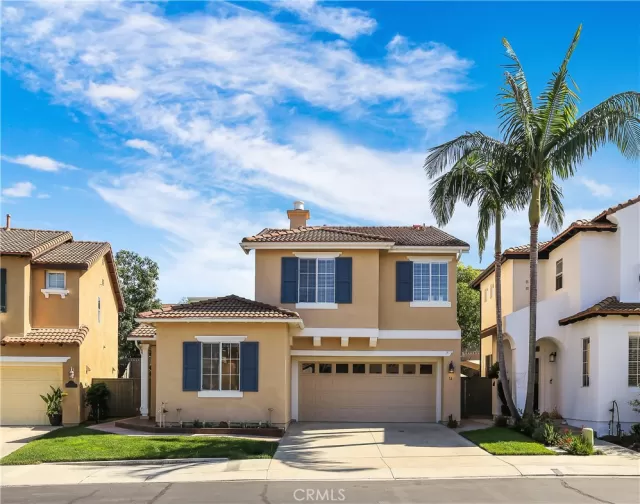 MLS: OC23194127 Condo For Sale