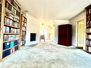 Photo #4: OC23194197 Listing 