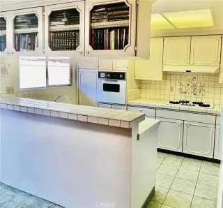 Photo #5: OC23194197 Listing 