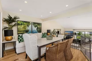 Photo #3: OC23194619 Listing