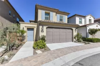 Photo #2: OC23194920 Listing 