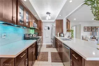 Photo #5: OC23195153 Listing