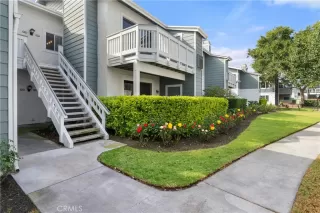 Photo #3: OC23195443 Listing 